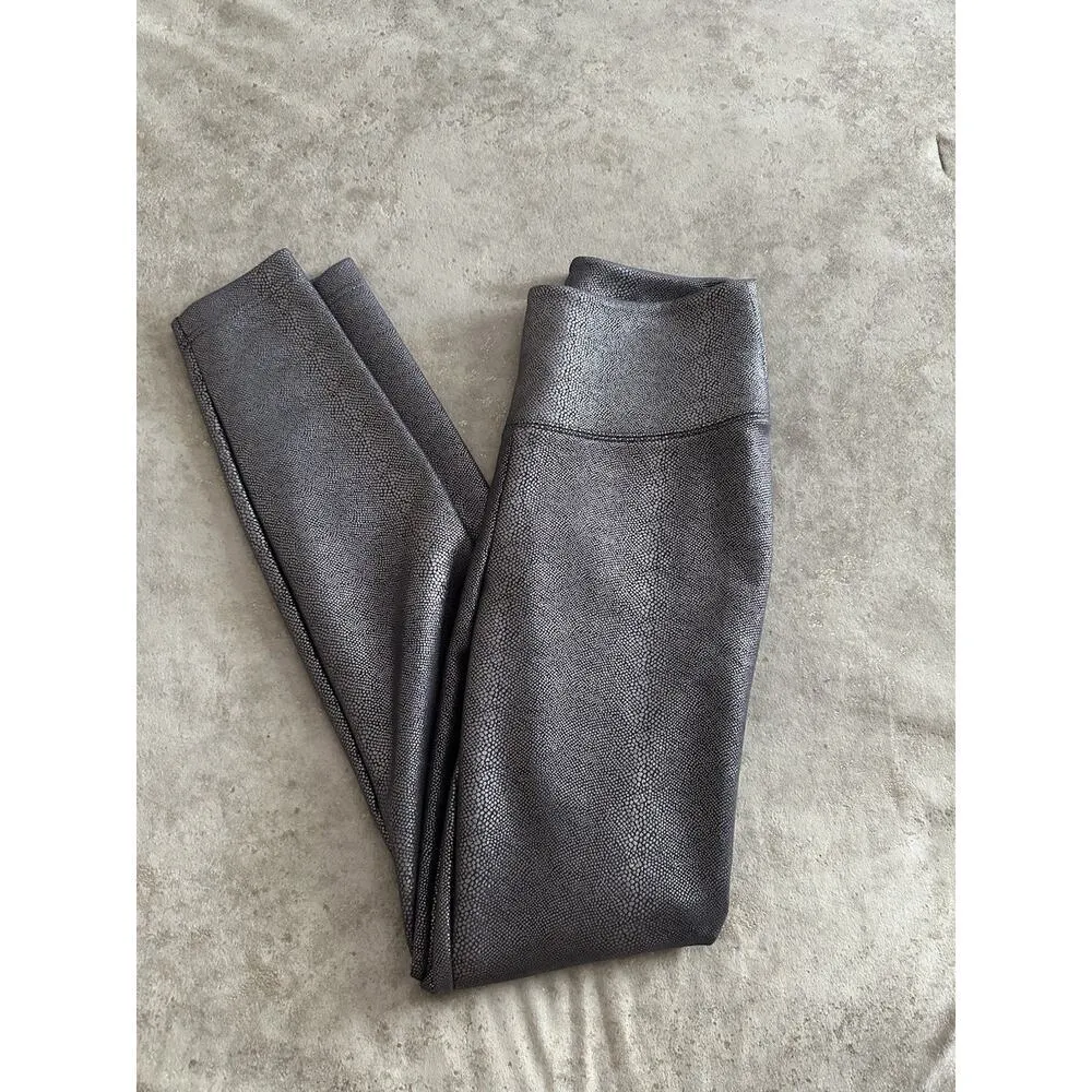 White House Black Market Snake Foil Print Jeggings Gray Size 6 - Image 8