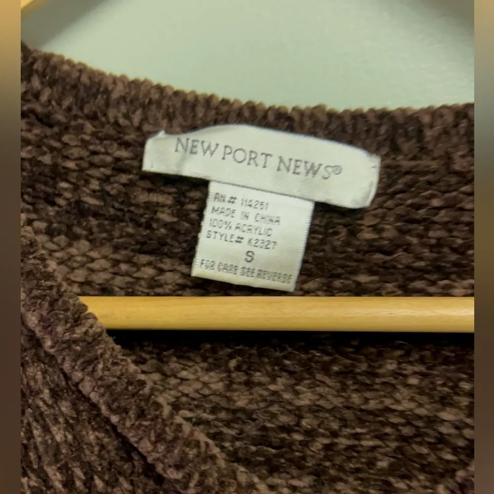 Newport News Sweater - Image 4