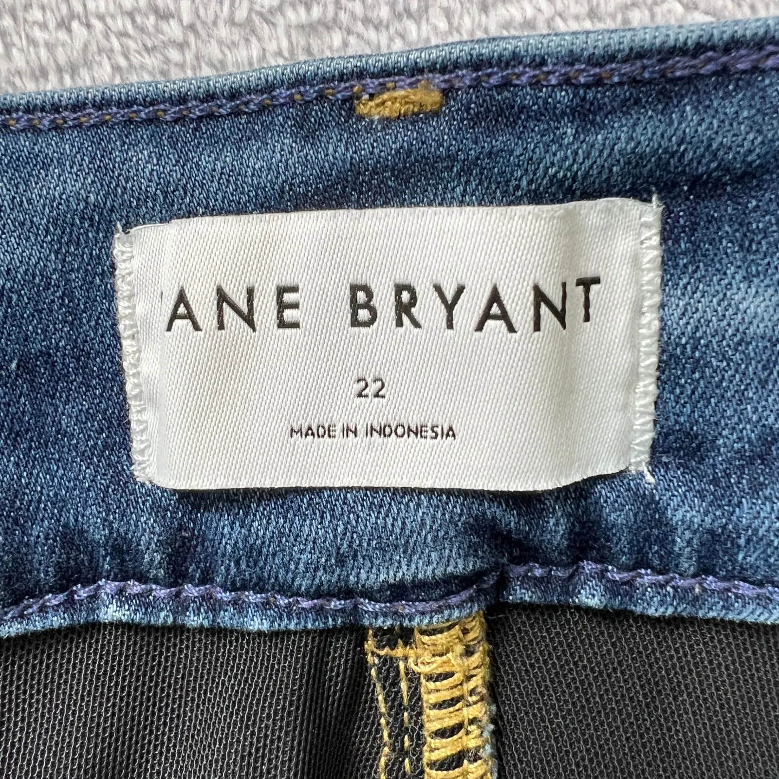 Lane Bryant High Rise Tighter Tummy Flare Jeans‎ Size 22 Dark Wash Denim - Image 4