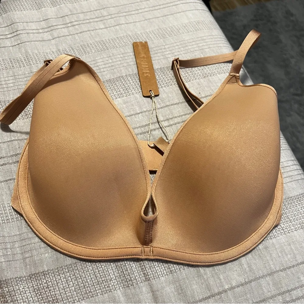 SKIMS NWT weightless scoop bra color Clay SIZE 32DD - Image 7