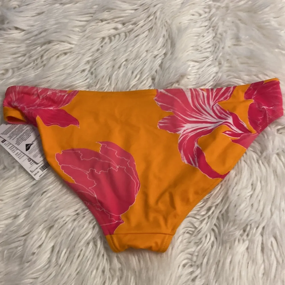 Athleta Kailua Mid Rise Bottoms size L waist 34” flat brand new see all photos - Image 4