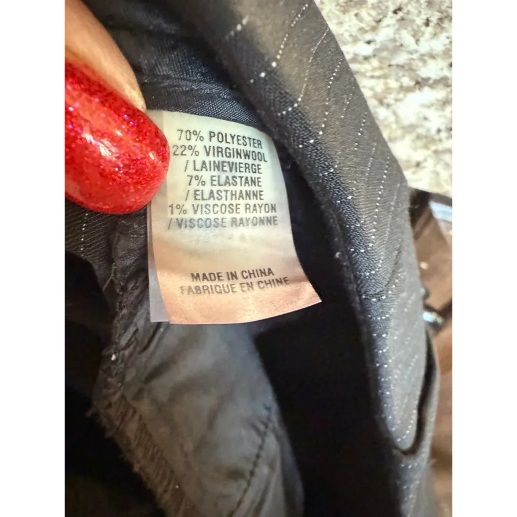 Women's Elie Tahari Black Pinstripe Trousers Size 10 - Image 7