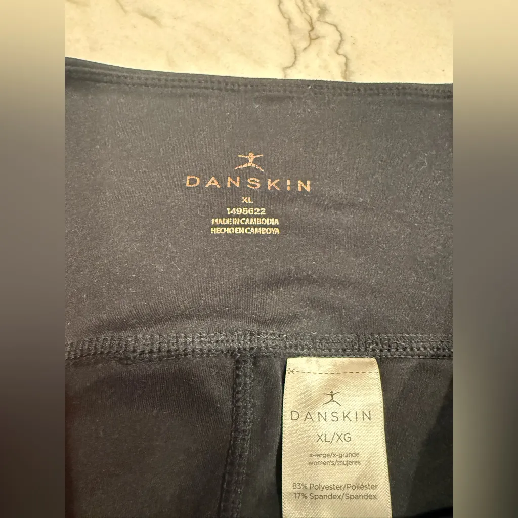 Danskin Black High Rise Leggings w/ Side Pockets XL Full Length Brushed Soft EUC - Image 4