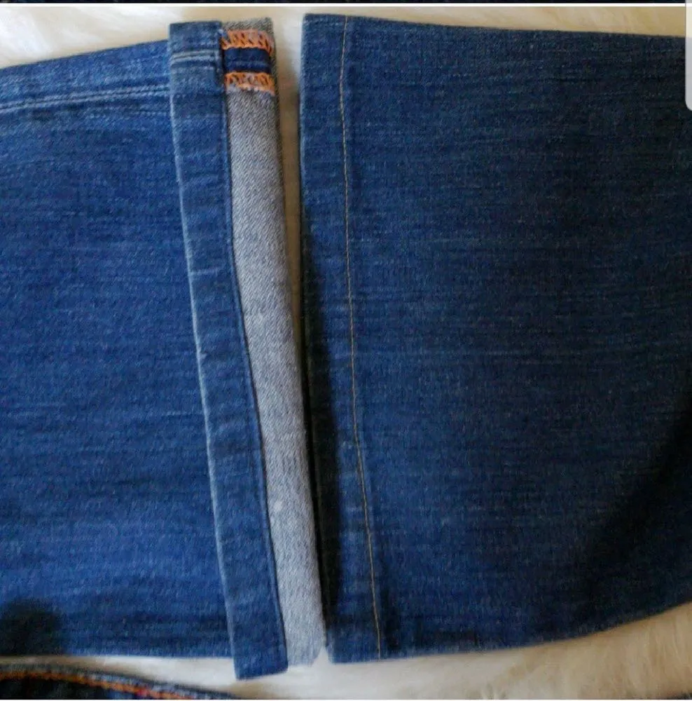 BOBBY distressed jeans. - Image 7