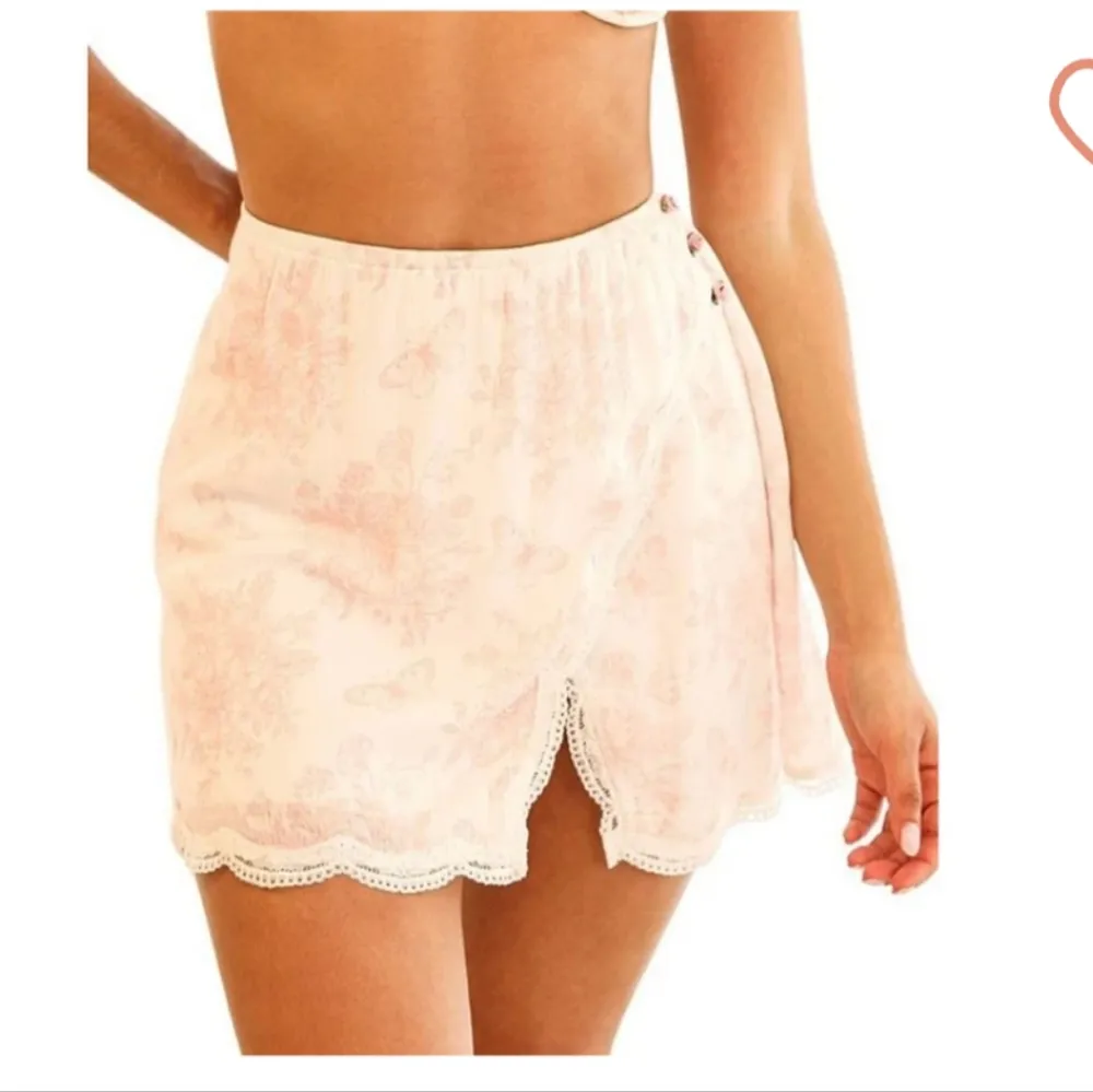 Dippin Daisy's White &  Pink Floral Lolita Lace Mini Skirt Small - Image 2