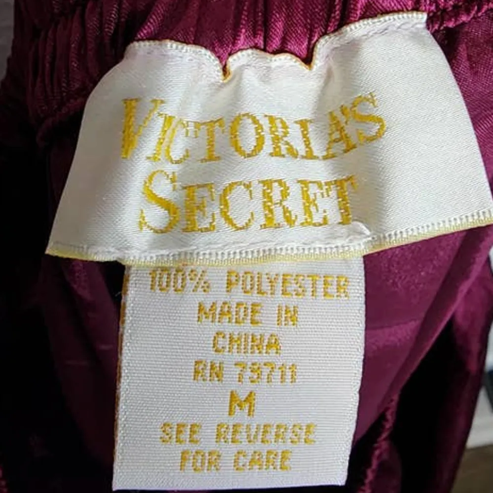 Vintage Victoria's Secret Gold Label Satin Pajama Set Medium - Image 6