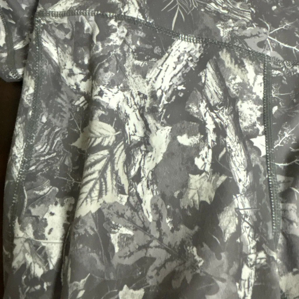 Sommer Ray Forest Camo Flare Leggings Size Small - Image 7