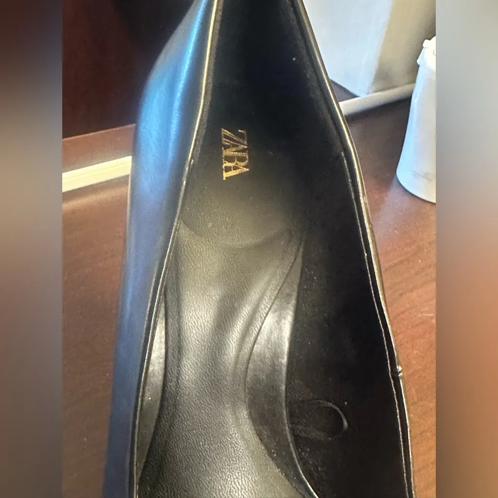 Zara Black Stiletto Heels Classic Pumps - Image 4