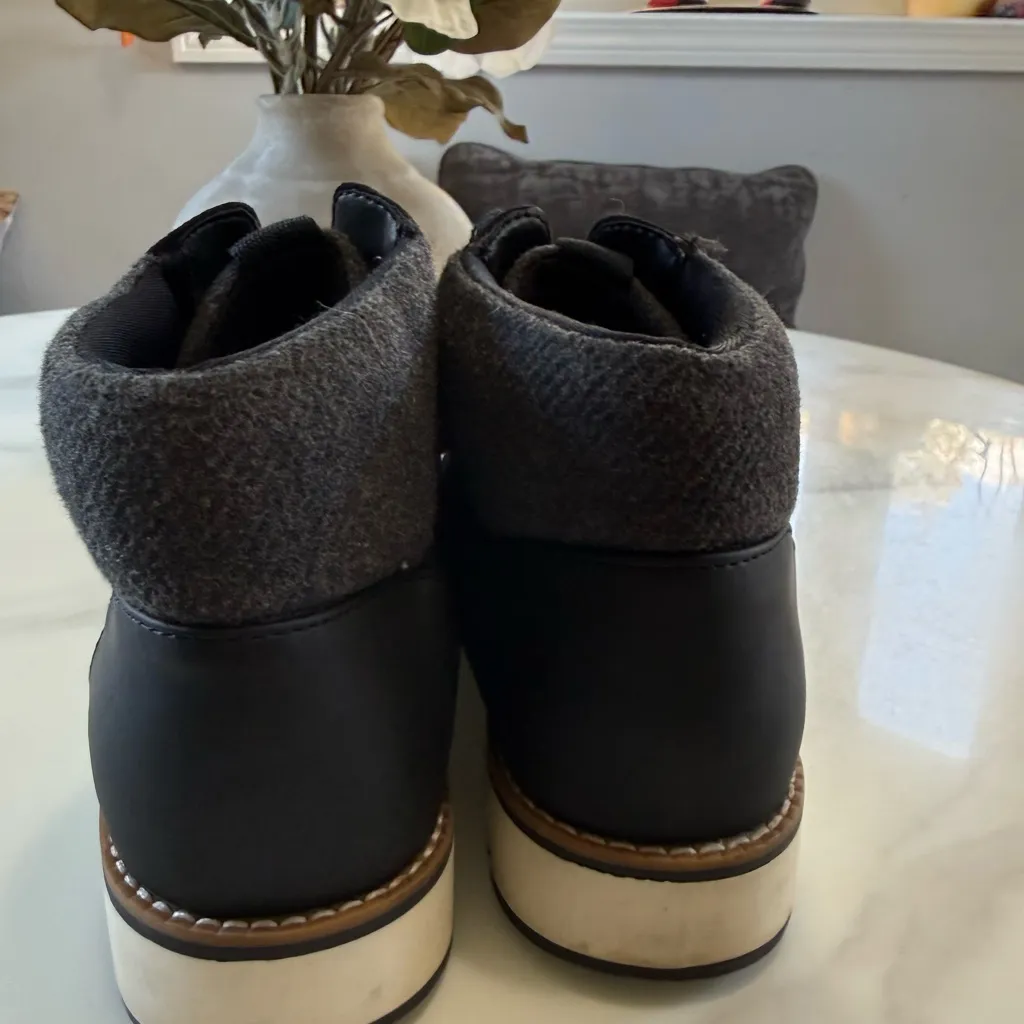 Sonoma Black and Gray Chukka Boots - Image 5