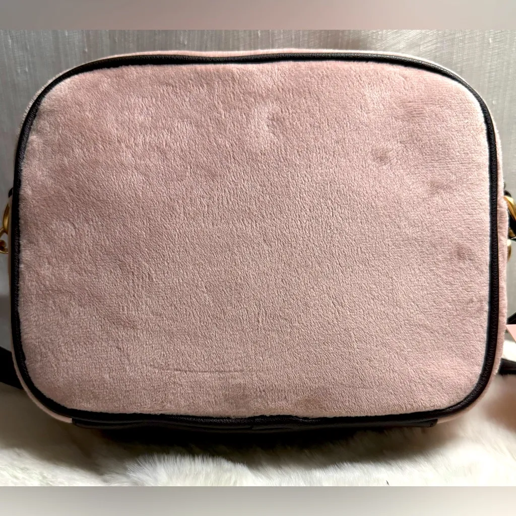 NEW Juicy Couture Fuzzy Pink Crossbody Bag - Image 5