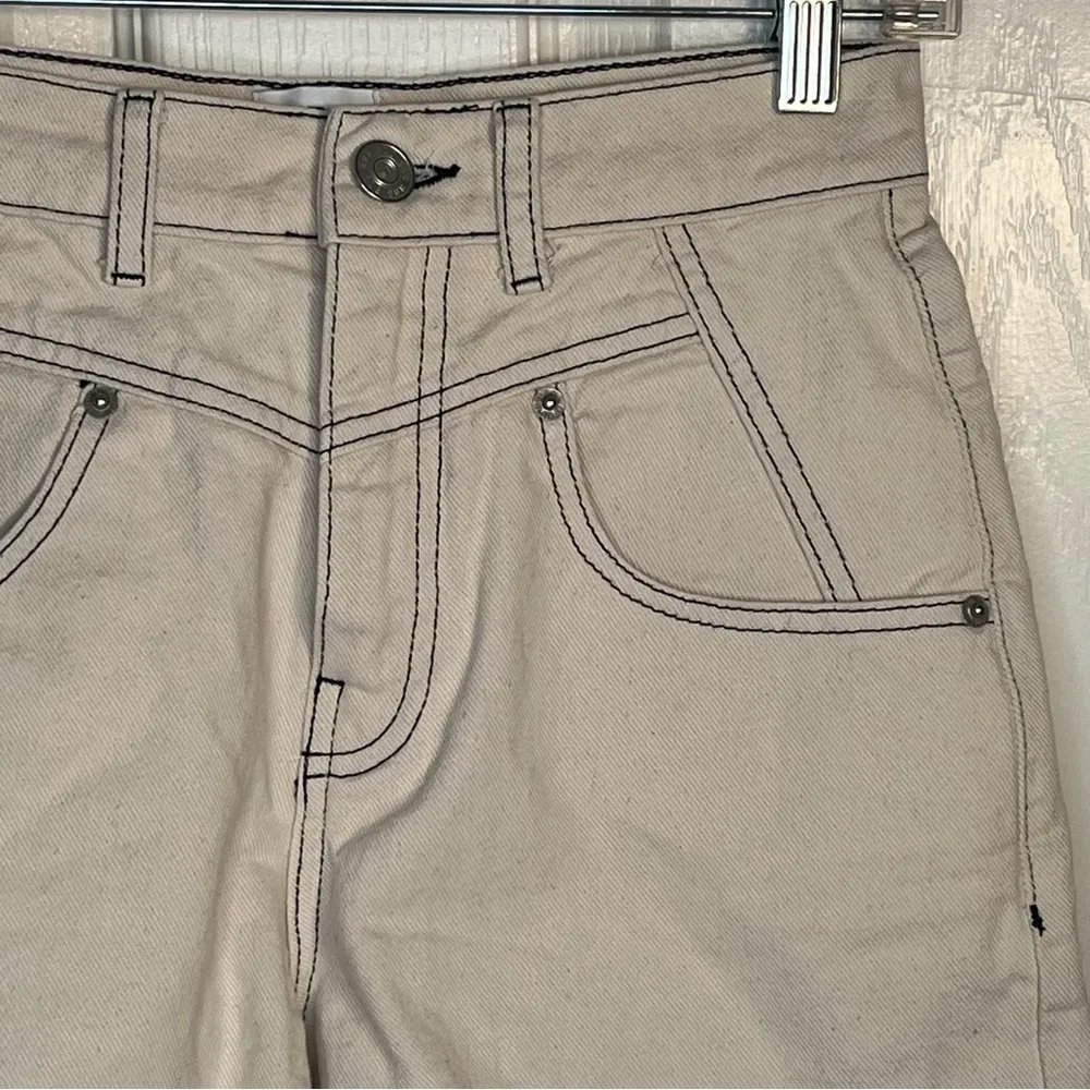 Urban Outfitters BDG Sz 25 High Rise Denim Shorts Off White - Image 4