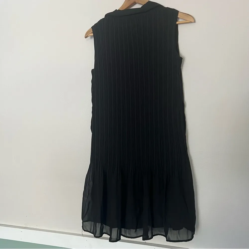 NWT  pleated sleeveless shirt dress collared button down black size small - Image 3