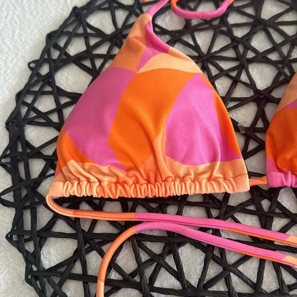 VIX Martinican Tri Top, Size Medium, $98 Pink - Image 4