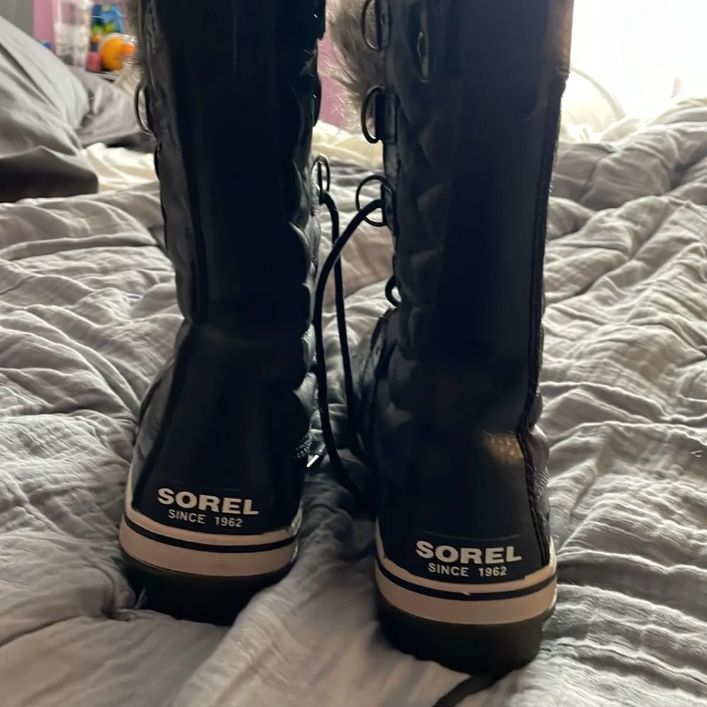 Sorel Joan of Arctic boots black size 10 - Image 4