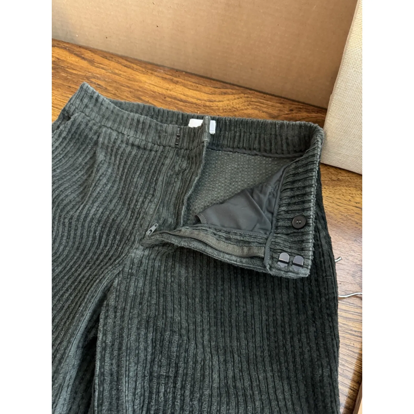 OAK + FORT Cropped Wide Leg Capri Pants Women's 6 Corduroy Knicker Chino Twill Green - Image 3