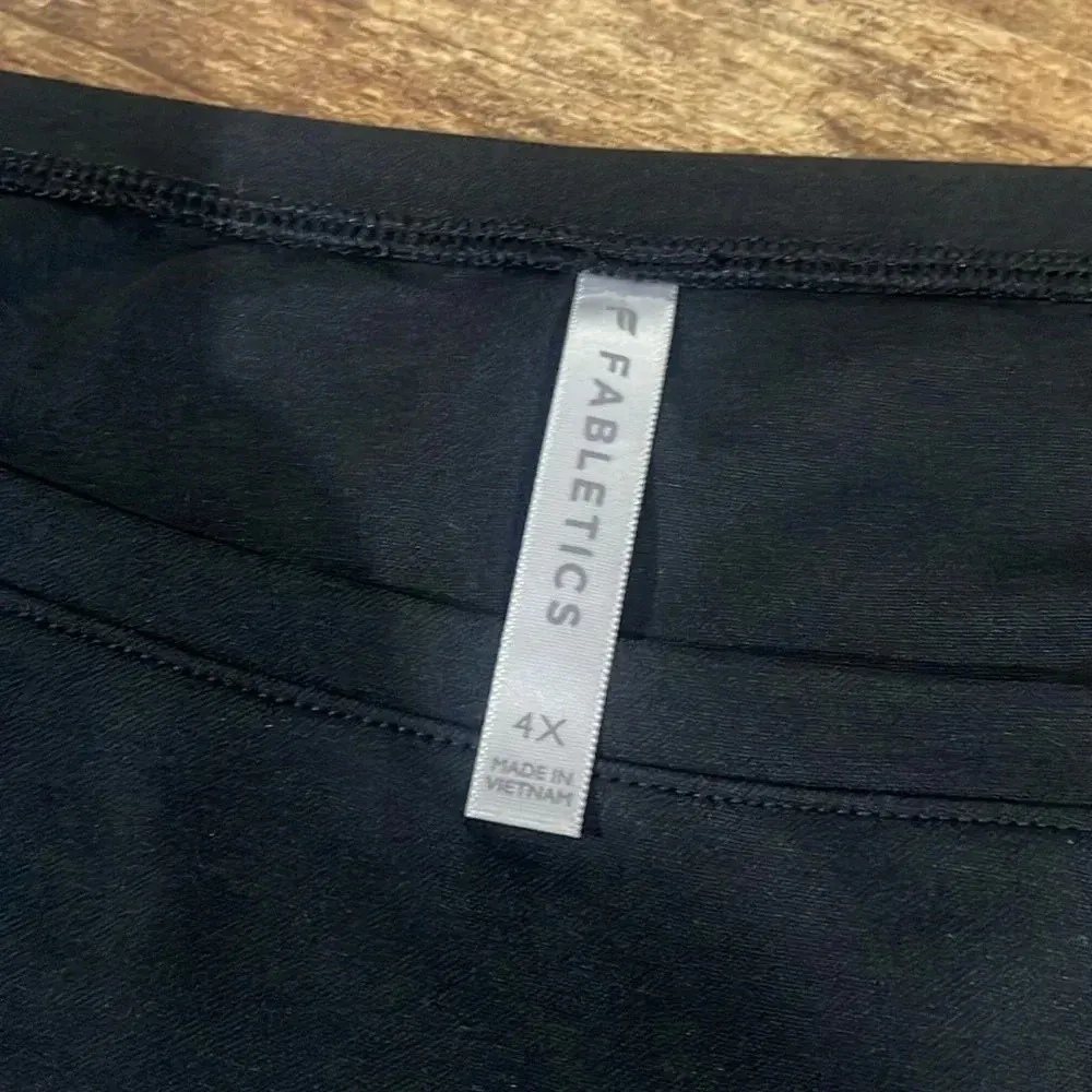 Fabletics Black long sleeve lightweight sweatshirt pullover athletic top - Image 5