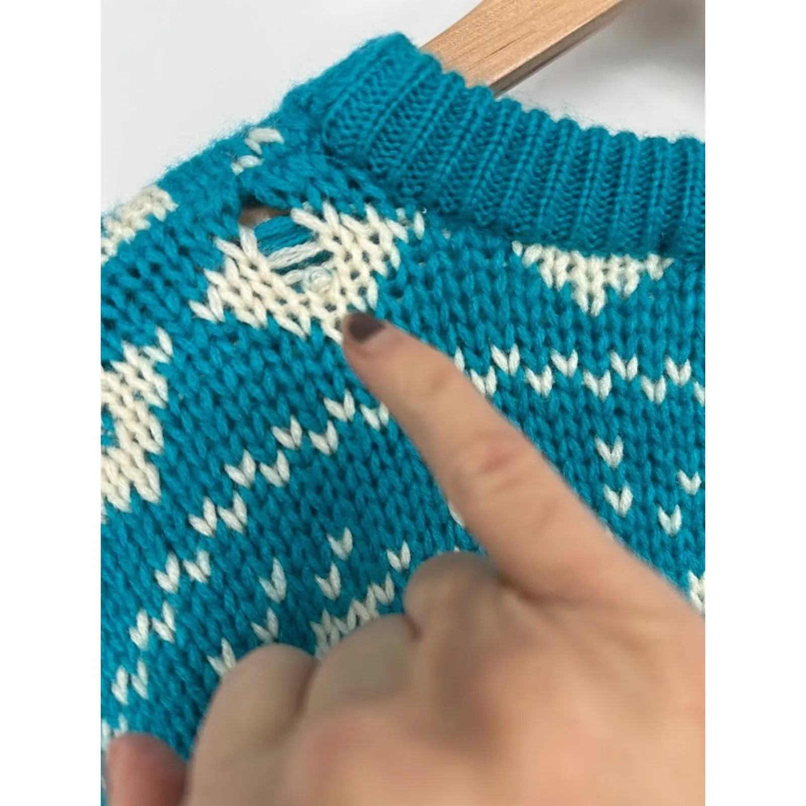 Vintage Lord & Taylor Young Americans Sweater Mens M Chunky Holiday Christmas Blue Size M - Image 3