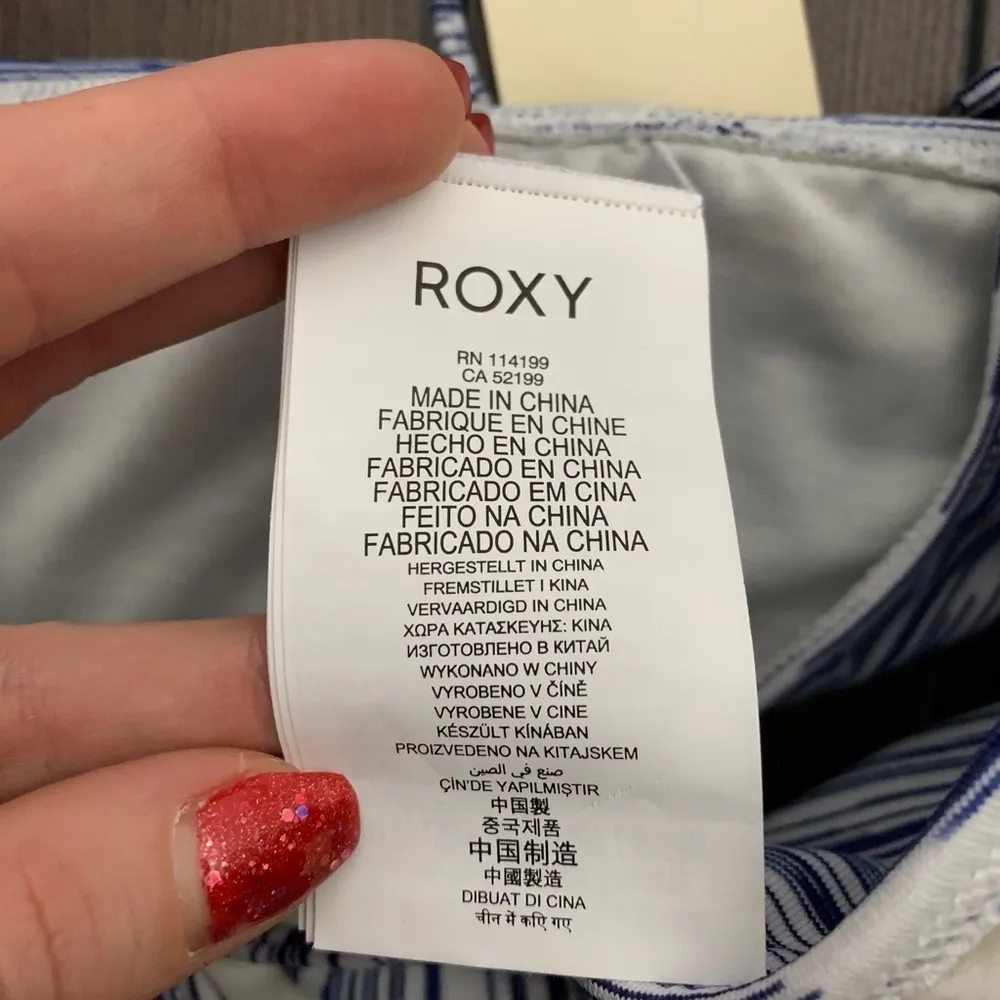 NWT Roxy Heathered Blue & White Road Less Traveled Lace Up Bandeau Bikini Top - Image 8