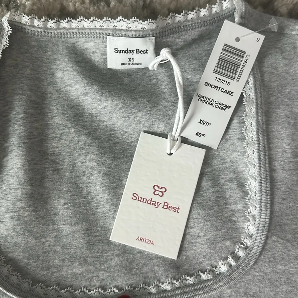 NWT Aritzia Shortcake Longs Sleeve Tee - Image 2