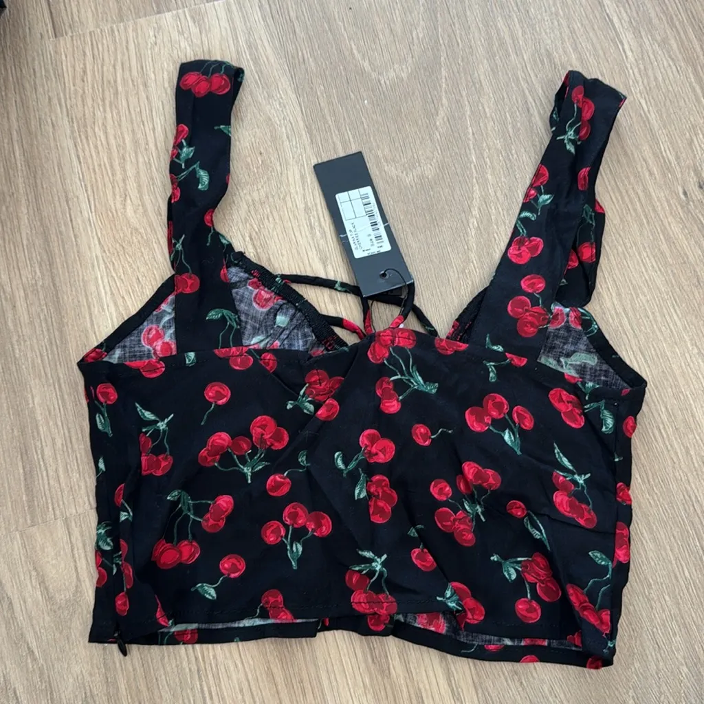 Motel cherry top - Image 3