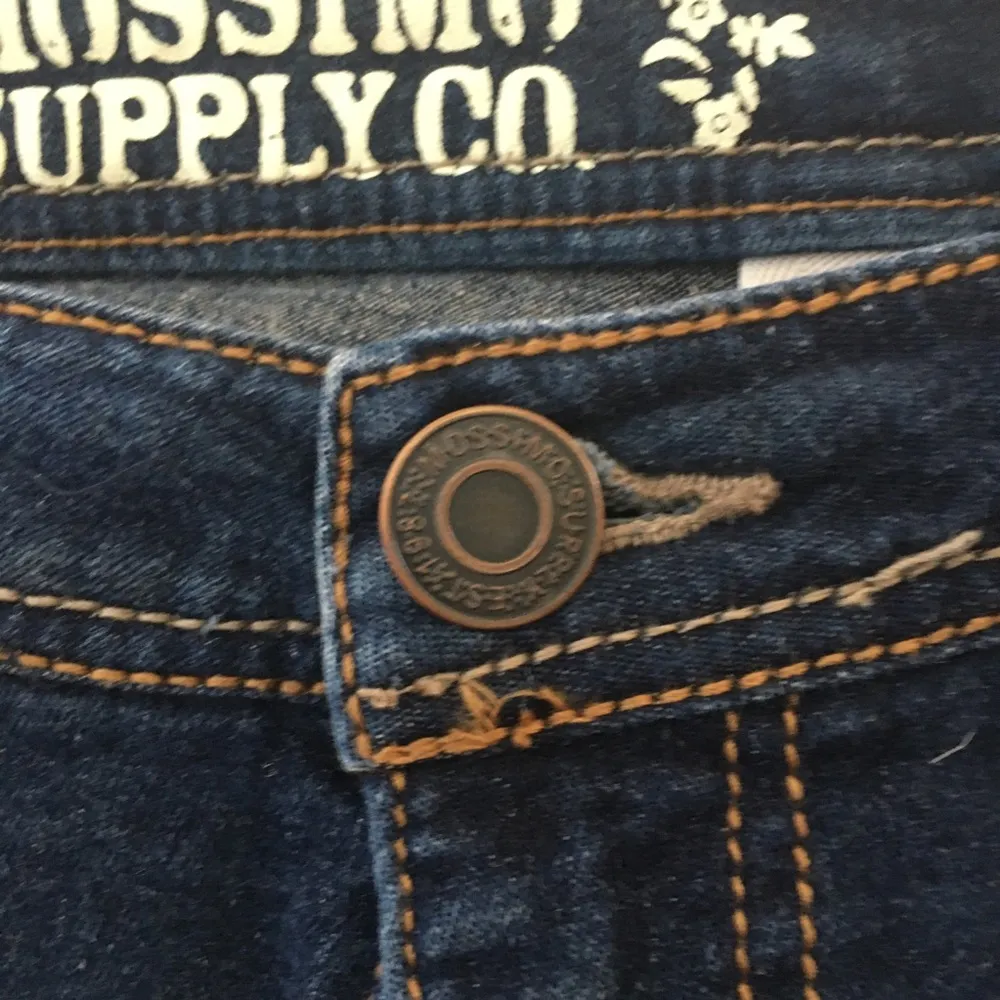 FINAL MARKDOWN Junior mossimo skinny jeans 15 Size undefined - Image 4