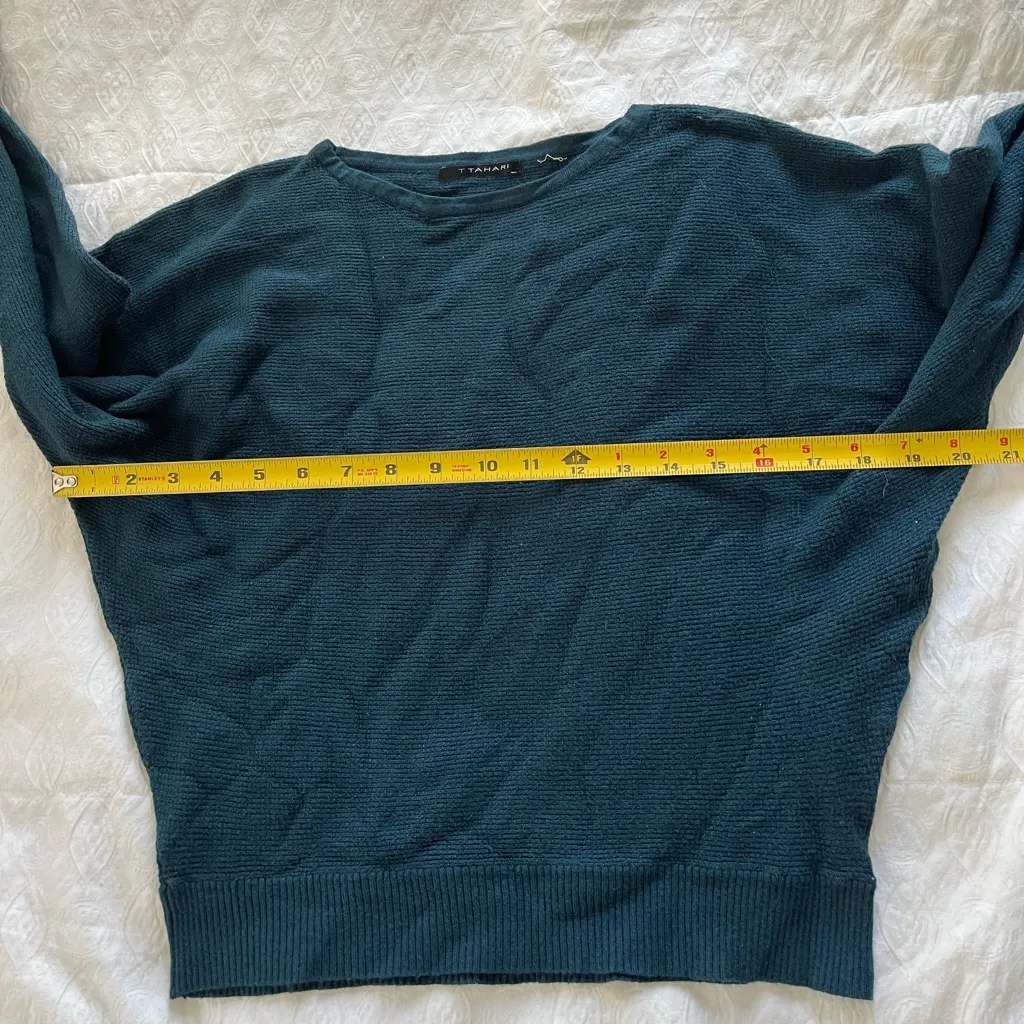 Tahari Sweater - Image 4