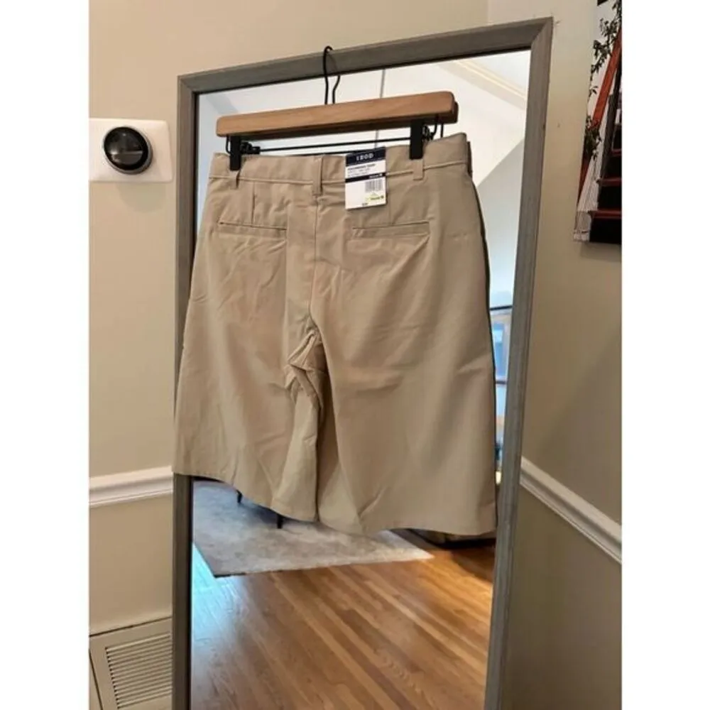 Izod Khaki Peformance‎ Shorts NWT Size 18 - Image 2