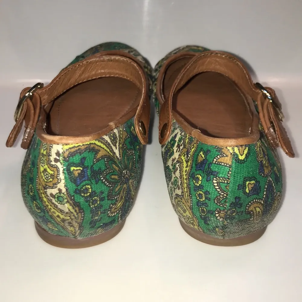 Steve Madden Women’s Liraa Paisley Print Fabric Leather Strap Ballet Flat Shoes - Image 7