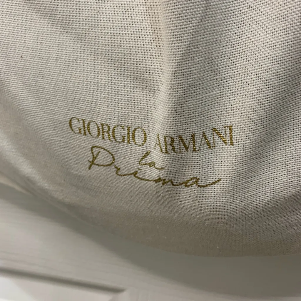 Authentic Giorgio Armani Black Leather Hobo Bag - Elegant & Timeless. - Image 10