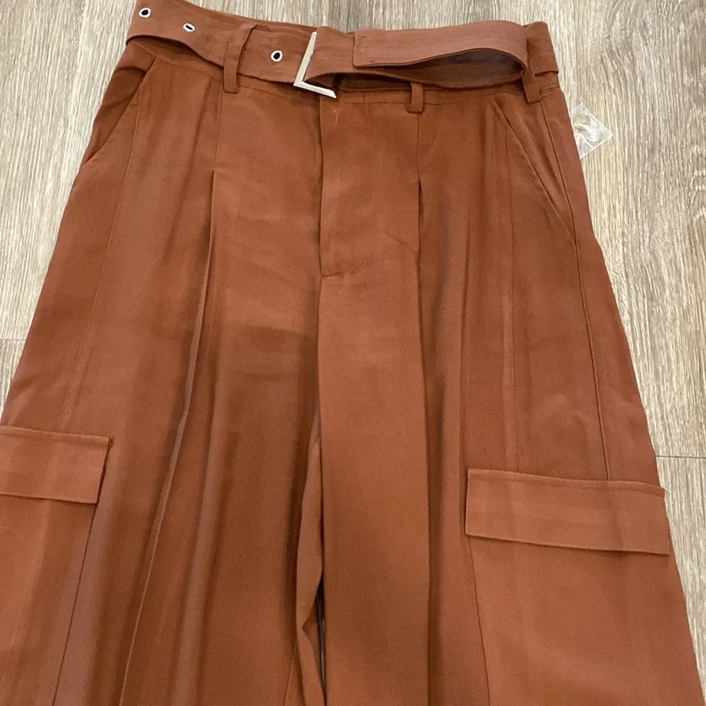 wide leg cargo trouser pants pleated belted rust brown small new NWT - Image 9