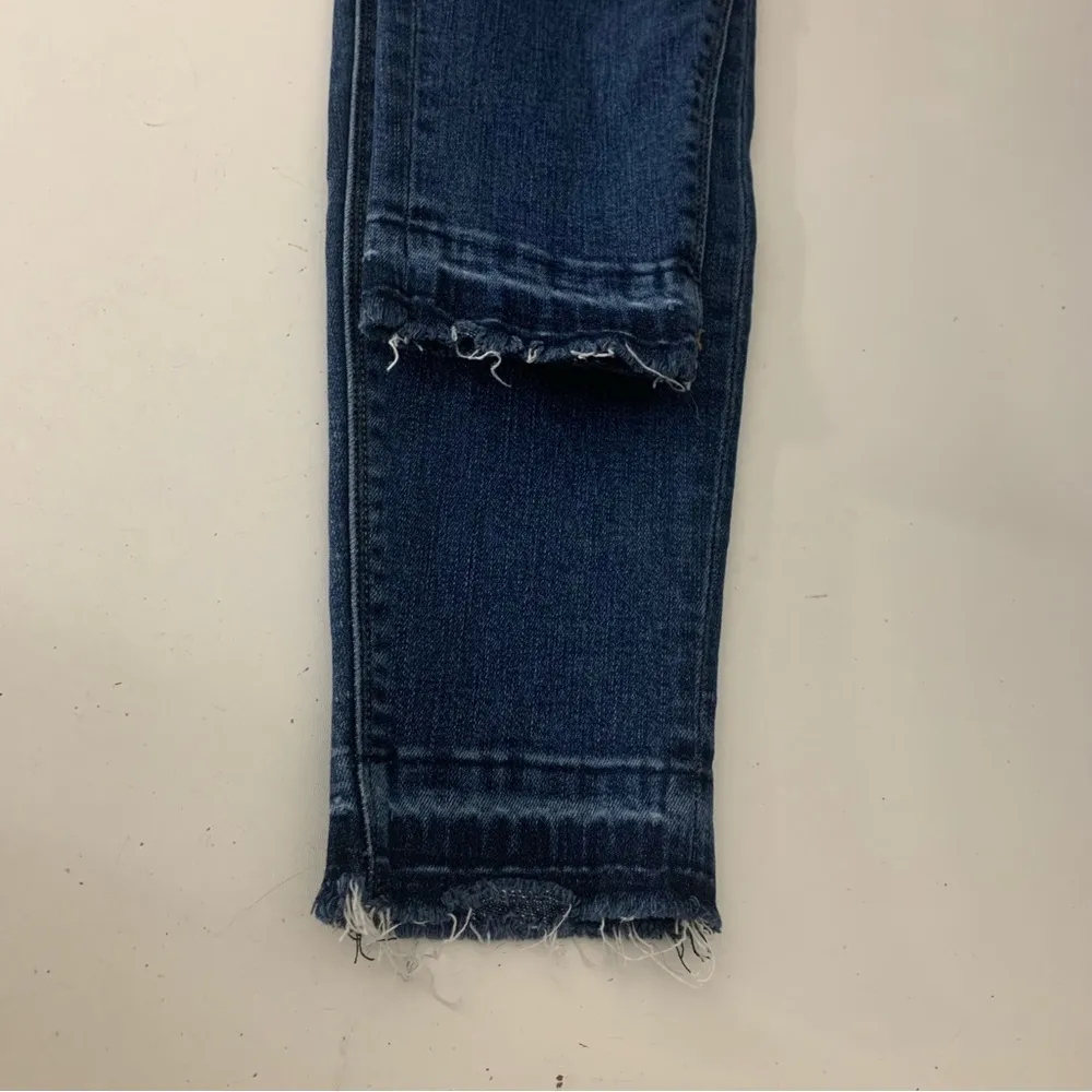 EUC  Control Top Skinny Distressed Released Hem Jeans Size M - Image 8