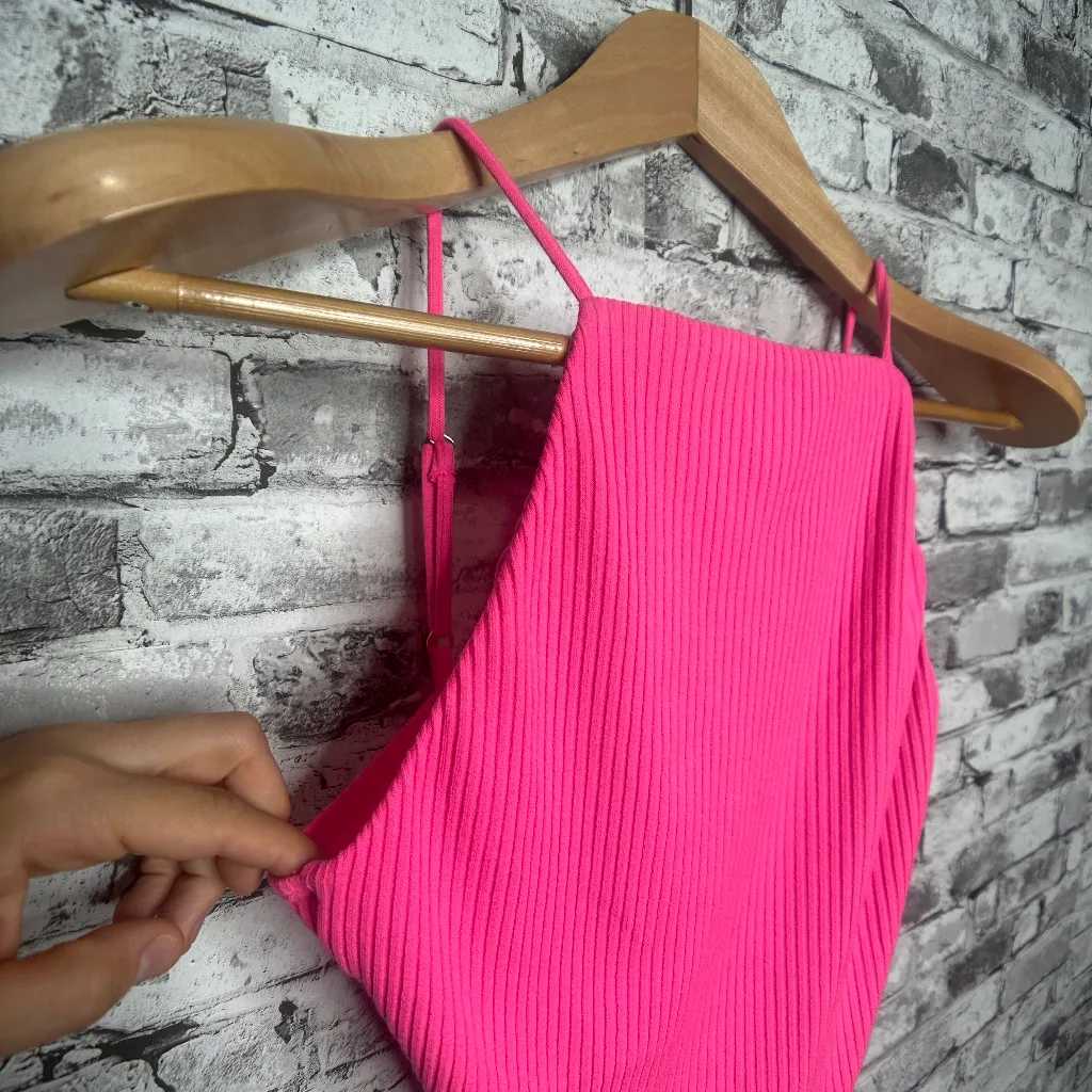 EUC Show Me Your MuMu Portia Bodysuit Vibrant Pink Adjustable Straps Size Small - Image 3