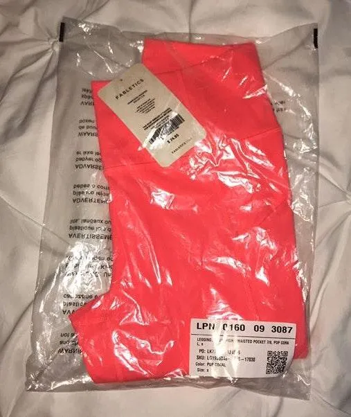 Fabletics Oasis Leggings - Image 5