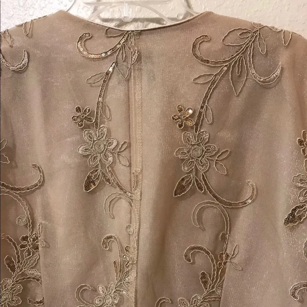 Women’s Blazer Top Embroidered Sequin Beige Lined Fits 1X/2X. - Image 8