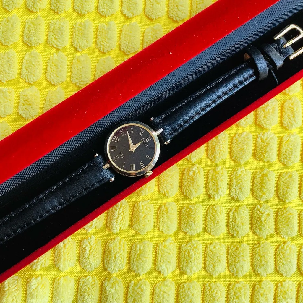 Authentic GUCCI watch ❤️ SO CUTE💖 - Image 11