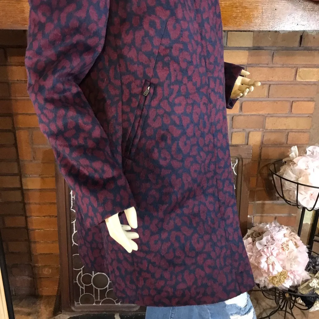 LOFT NAVY BLUE AND MAROON LEOPARD PRINT WOOL BLEND COAT (M) - Image 7