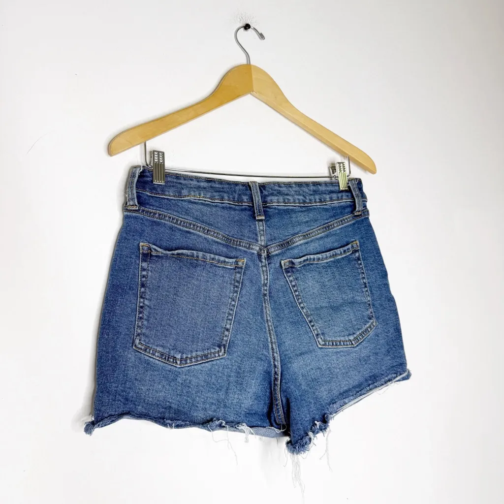 Old Navy Sky-Hi A-Line Denim Shorts Women’s Size 8 Higher High Rise - Image 2