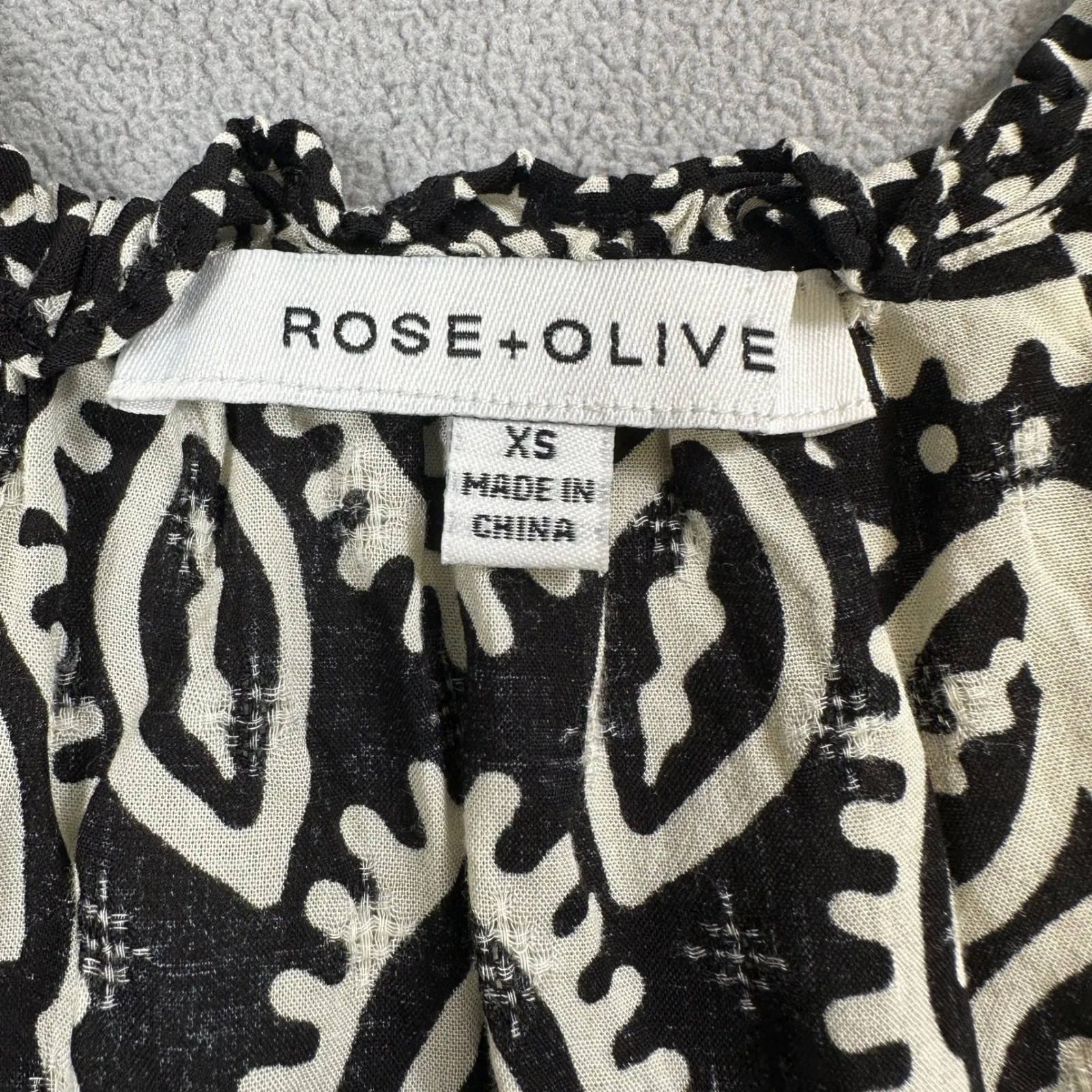 Rose Olive Blouse Top XS Black White Boho Tribal Print Tassel V Neck Rayon - Image 4