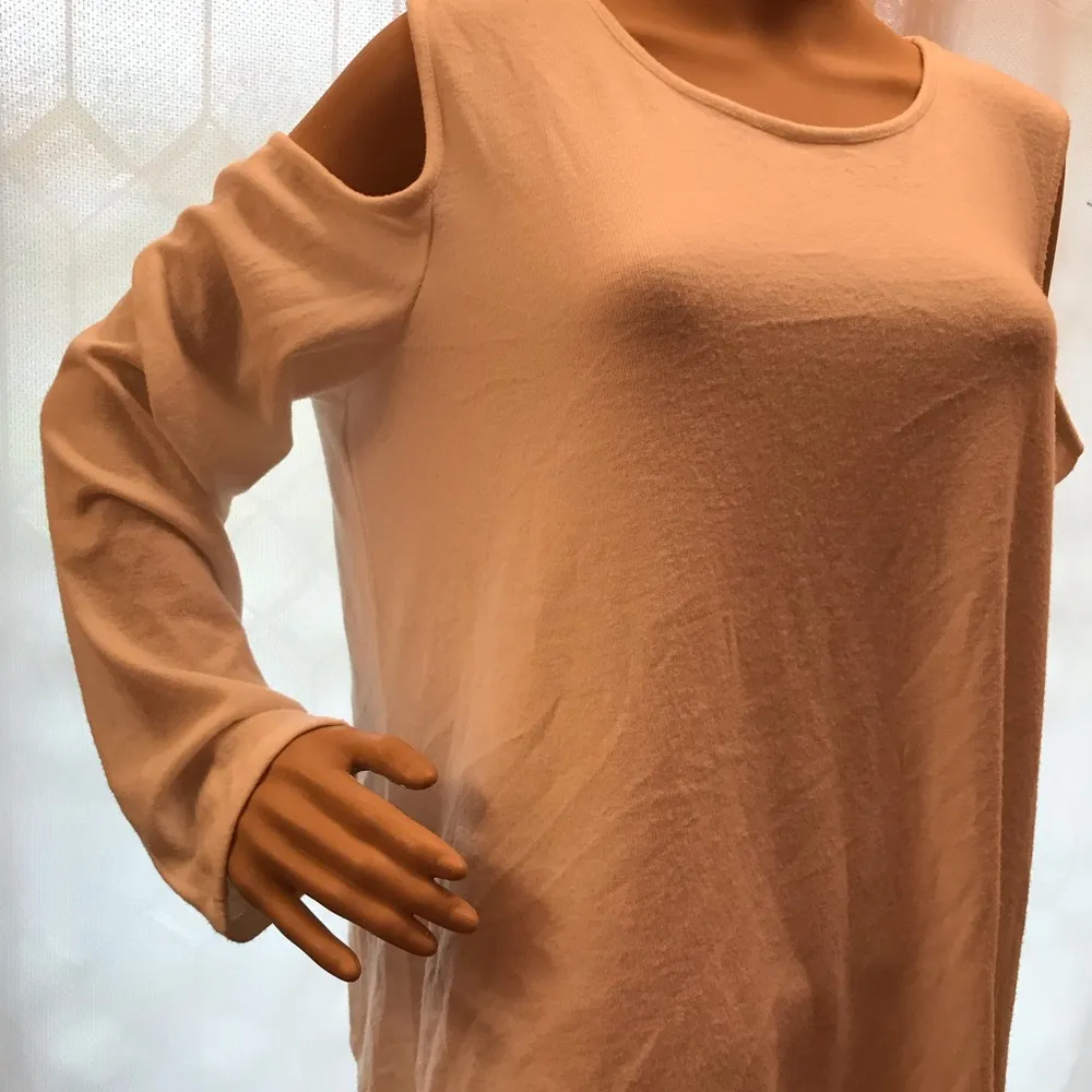 White Cold Shoulder Lacey Top - Image 6