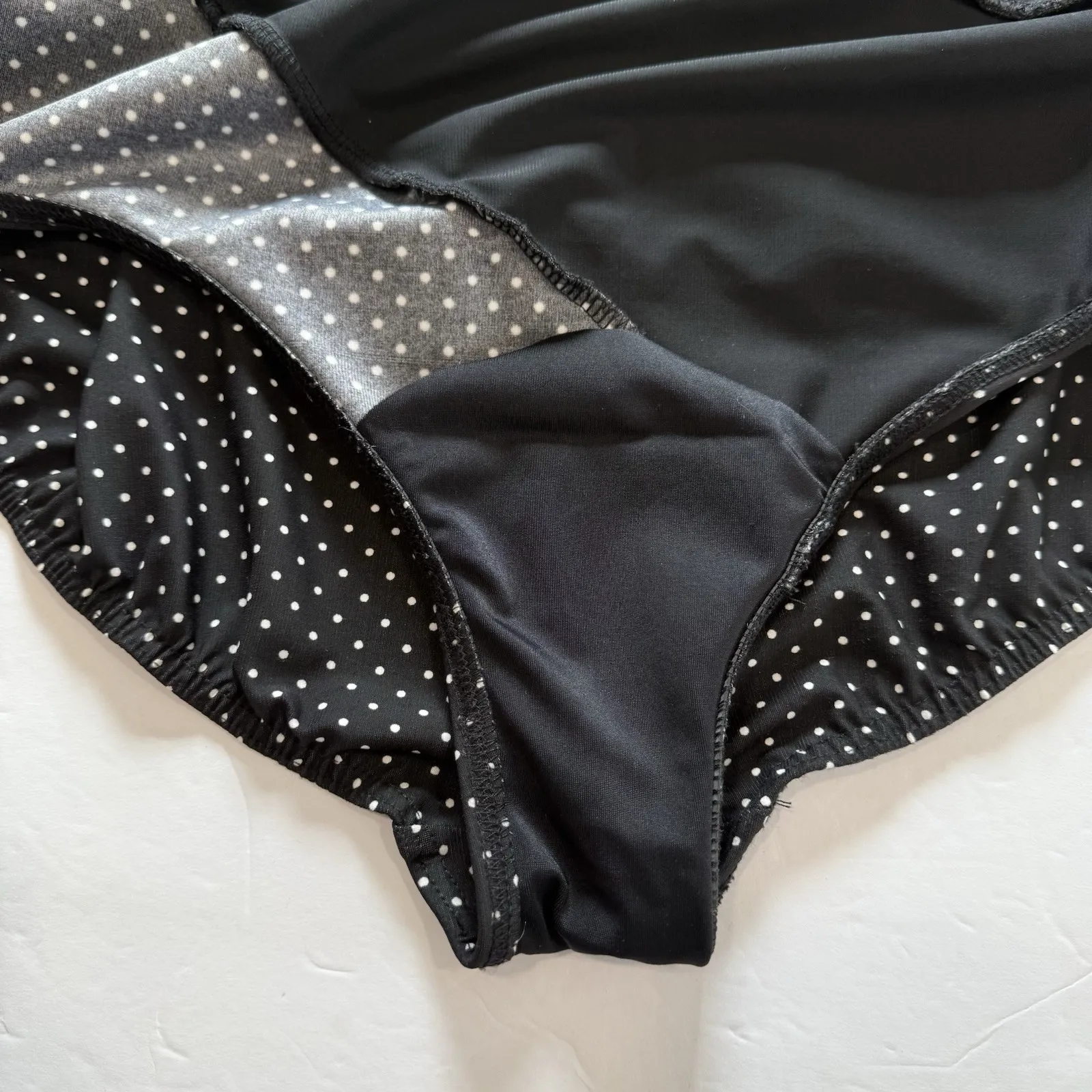 Miraclesuit Black Pin Point Dot Oceanus One Piece Swimsuit‎ Size 22W - Image 8