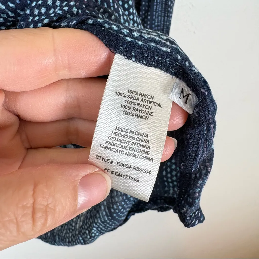 Anthropologie Cloth & Stone Blue Dotted Herringbone Flowy Rayon Blouse Small - Image 3