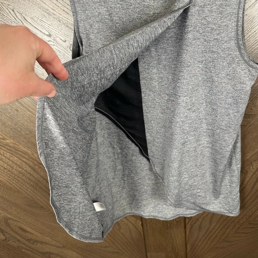 Athleta  Heather Gray Sunlover UPF Activewear Back Split Tank Top S - Image 5