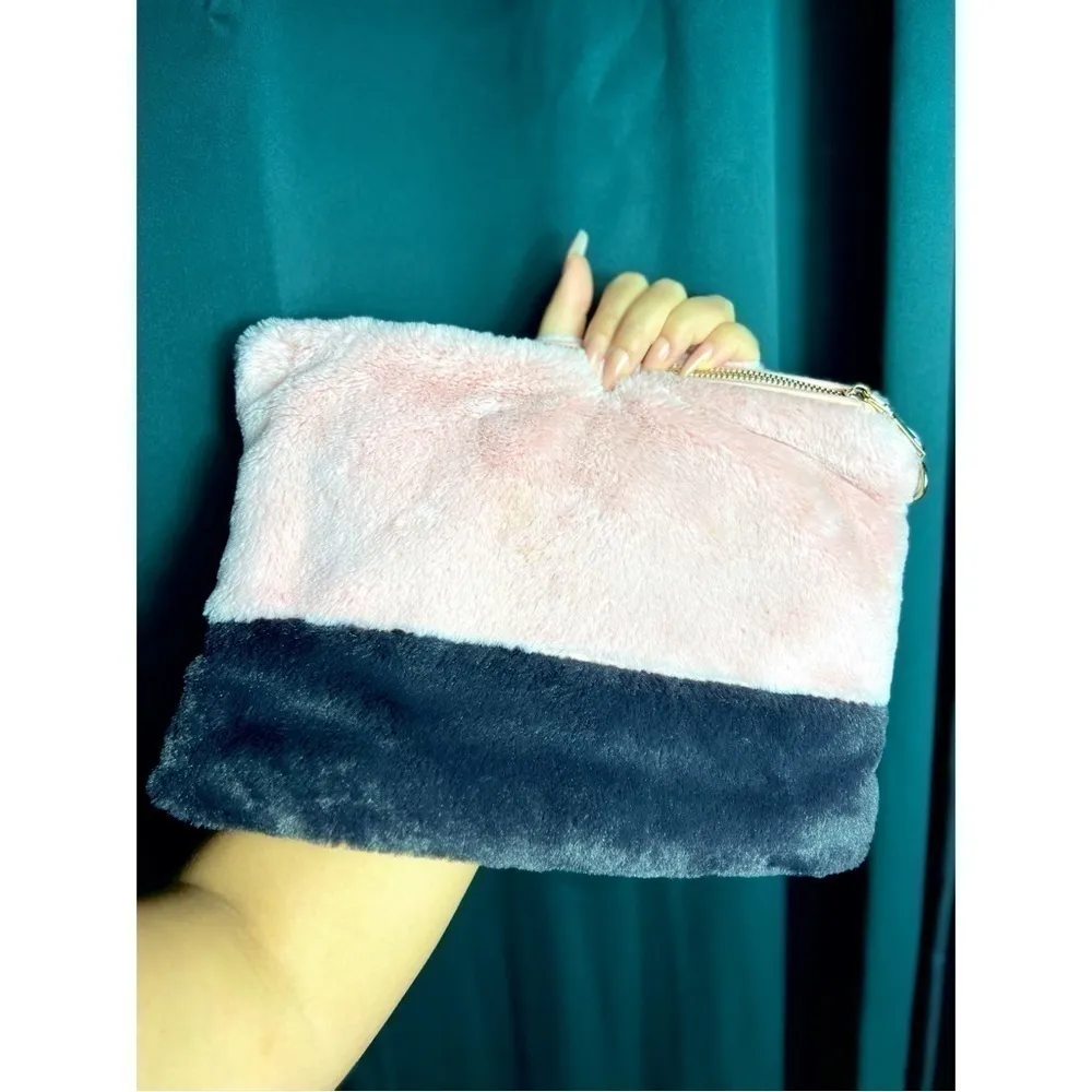 Street Level Pink Colorblock Soft Faux Fur Zip Clutch Bag Plush OS - Image 2