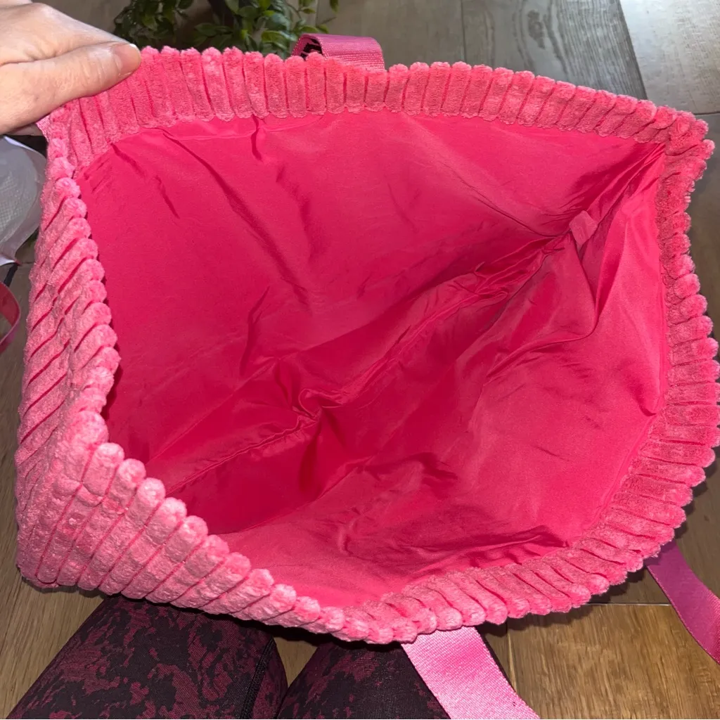 Benefit NEW Pink Corduroy Tote open top beach bag - Image 3