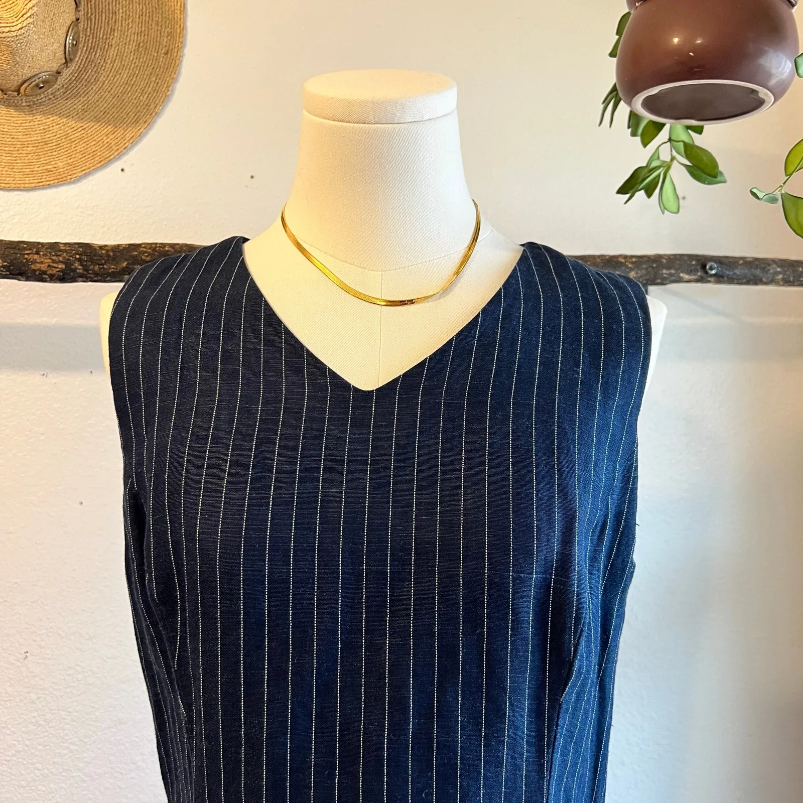 Maggy London 90s Blue Linen Pinstripe V Neck Sleeveless Mini Dress Size 10 - Image 6