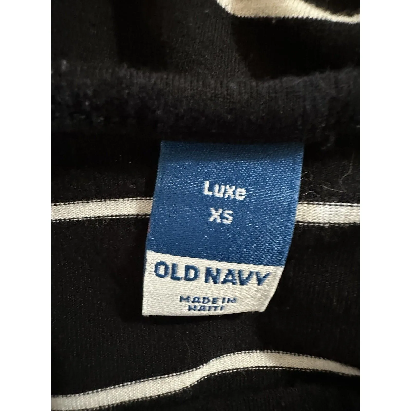 Old Navy Luxe Shirt Black/ White Stripe Boat Neck Long Sleeve Soft Women’s XS - Image 4