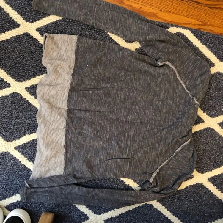 Free People Sweatshirt - Image 3