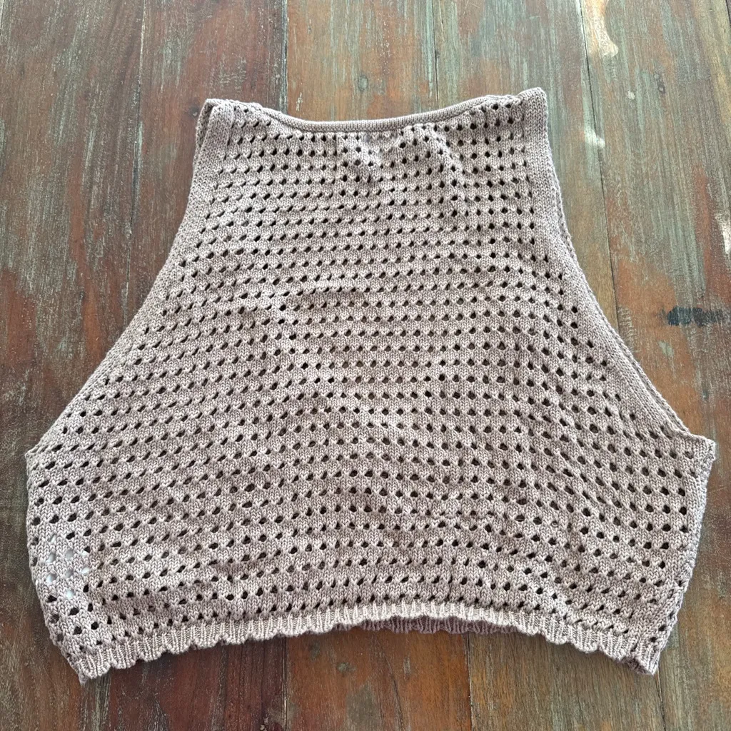 Women's Cotton On Tan Cropped Crochet Vest Top L - Image 10