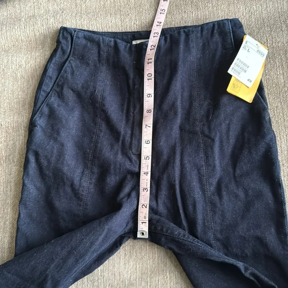 H&M high waisted split ankle fitted jeans size 4 - Image 5