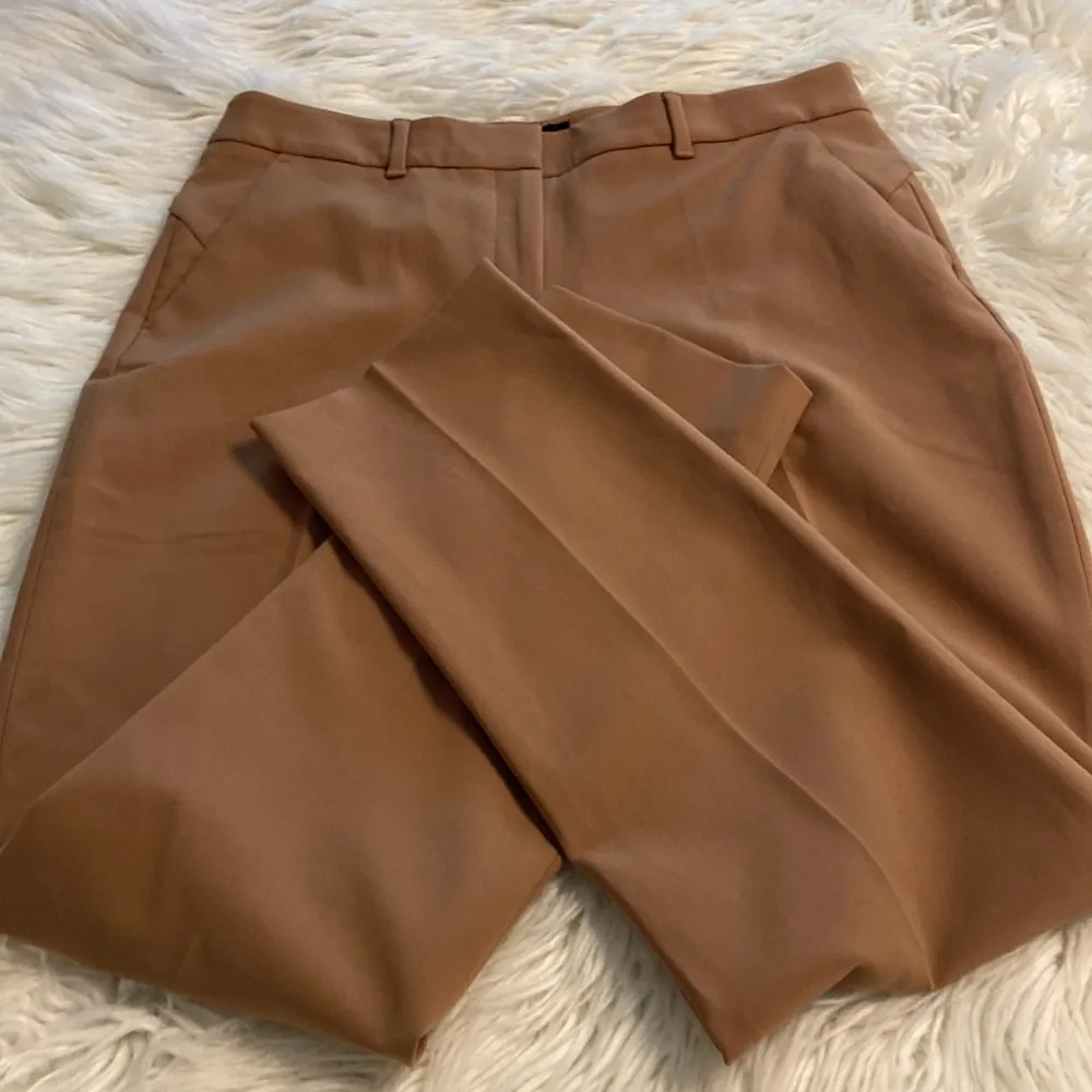 WHBM THE SLIM ANKLE PANTS SIZE 10L inseam 29” waist 32”color tan BNWT - Image 11